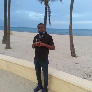 Meet your Posher, Corey